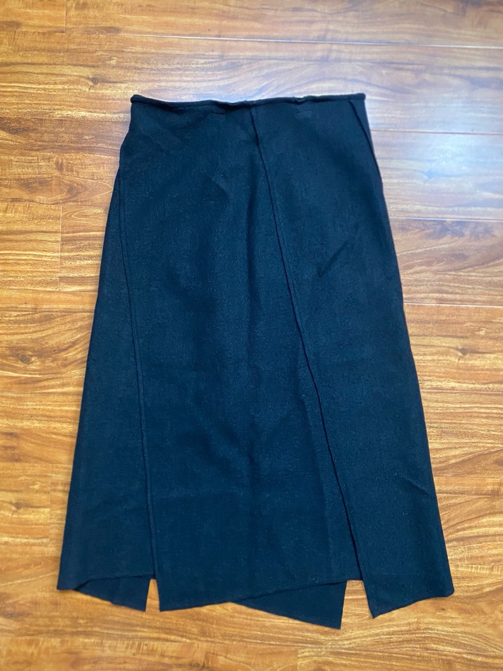 Vintage Y2K Women's Black Asymmetric Midi Skirt Size Medium Cottagecore Retro